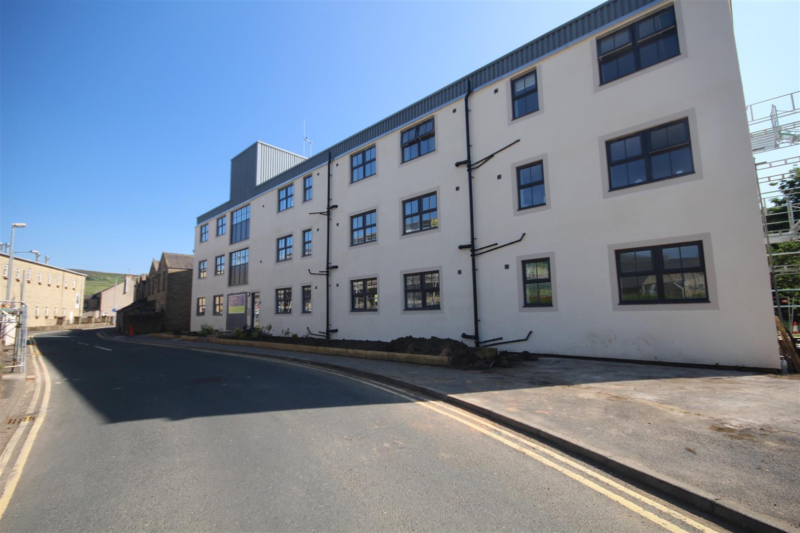 1 bedroom apartment To Let in Earby - IMG_7625.jpg